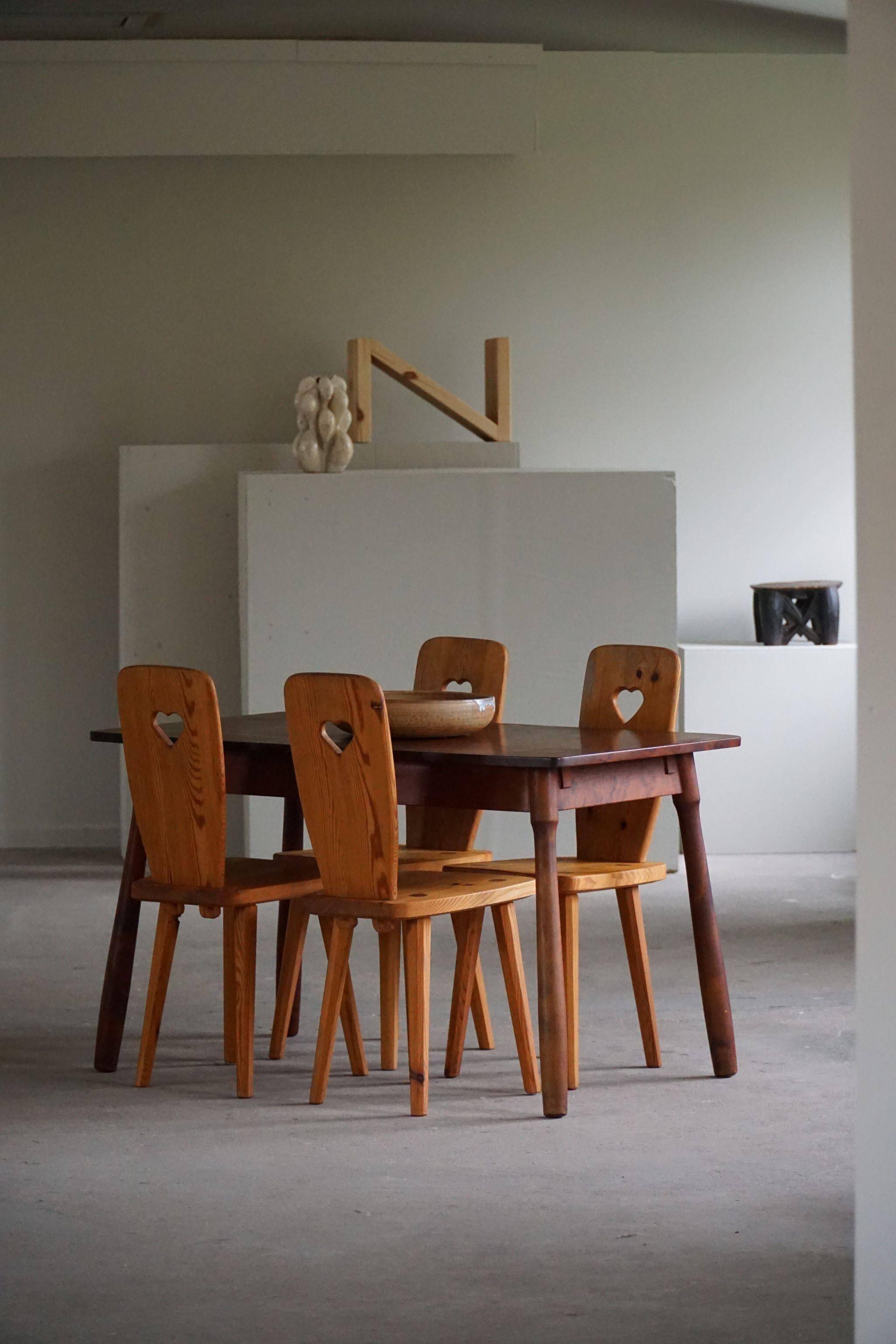 Moderne scandinave, table en hêtre avec pieds en forme de massue, Arnold Madsen, fabriquée dans les années 1940