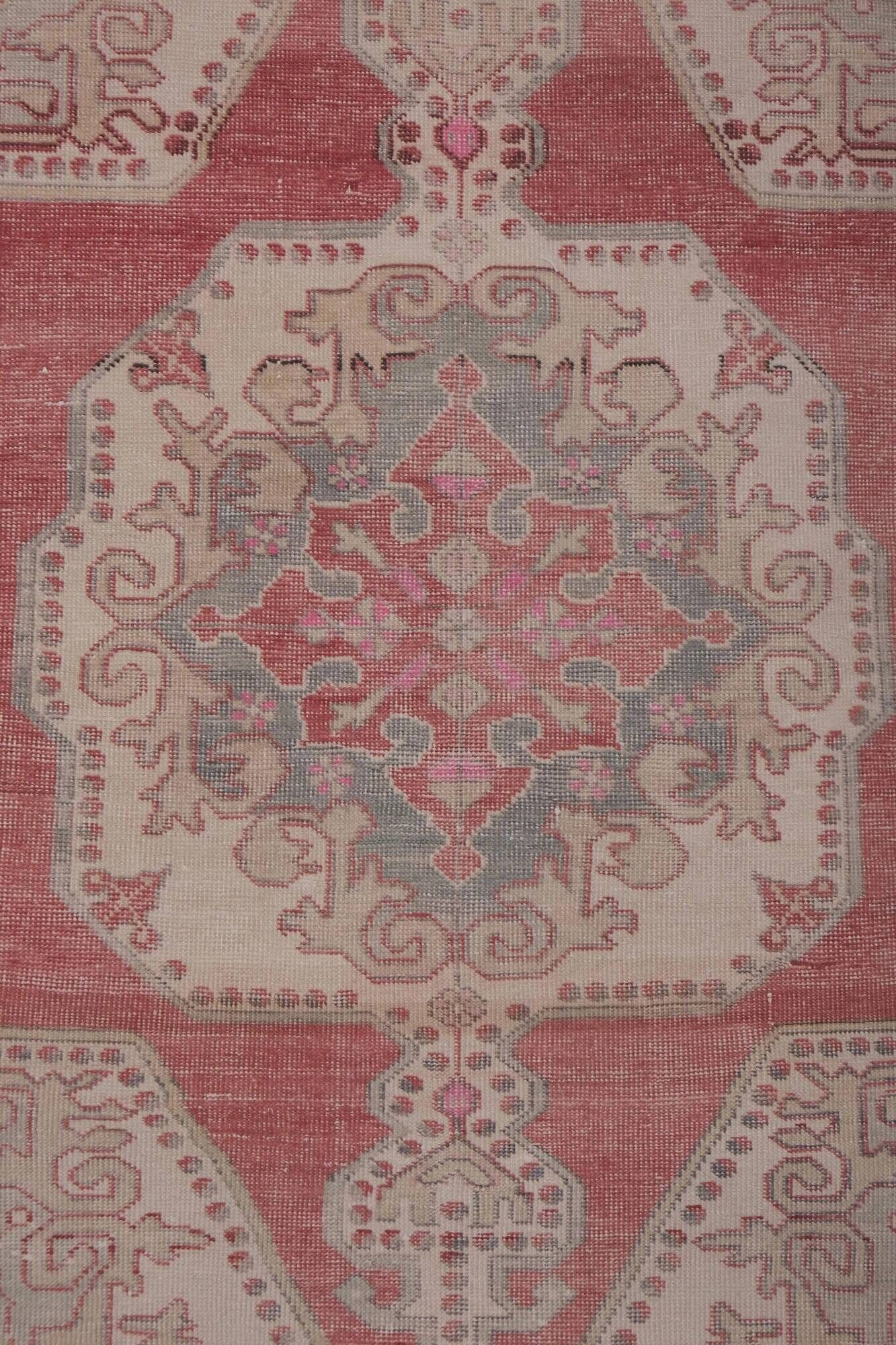 Vintage Turkish hallway rug 149x222 cm