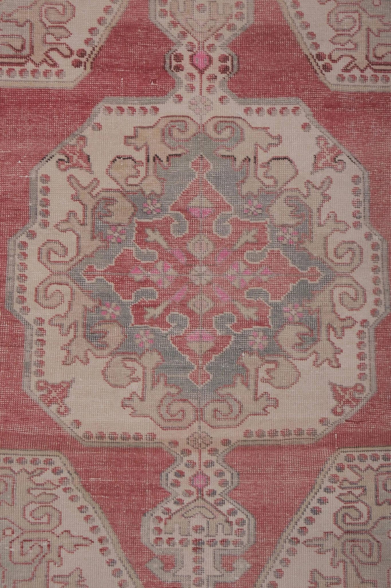 Vintage Turkish hallway rug 149x222 cm