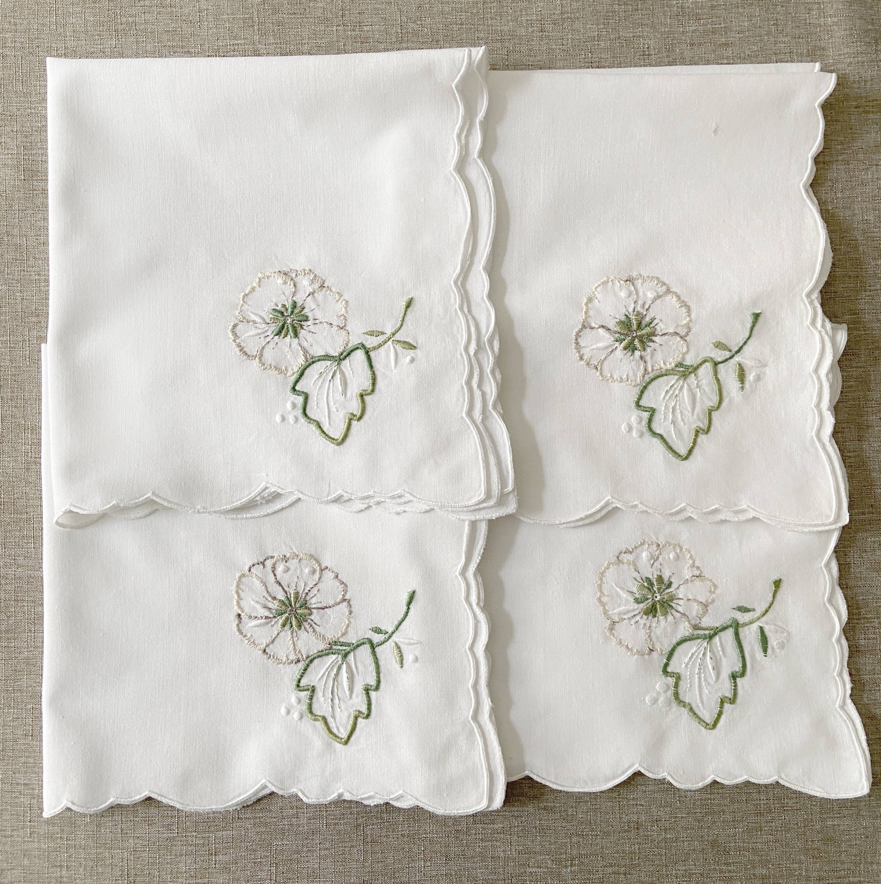 4 "Mikado Rose" Napkins