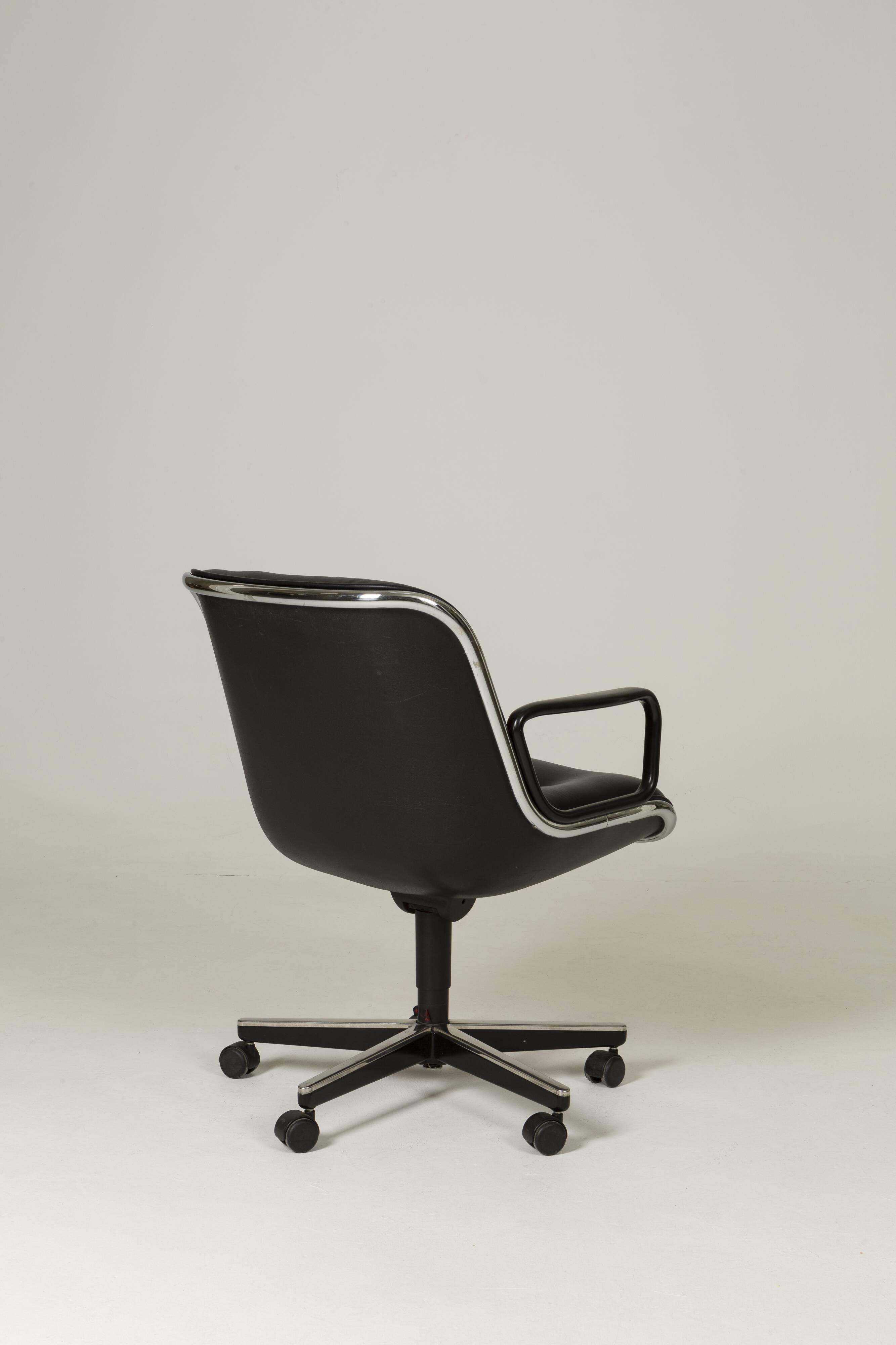 Charles Pollock Armchair, Knoll Edition