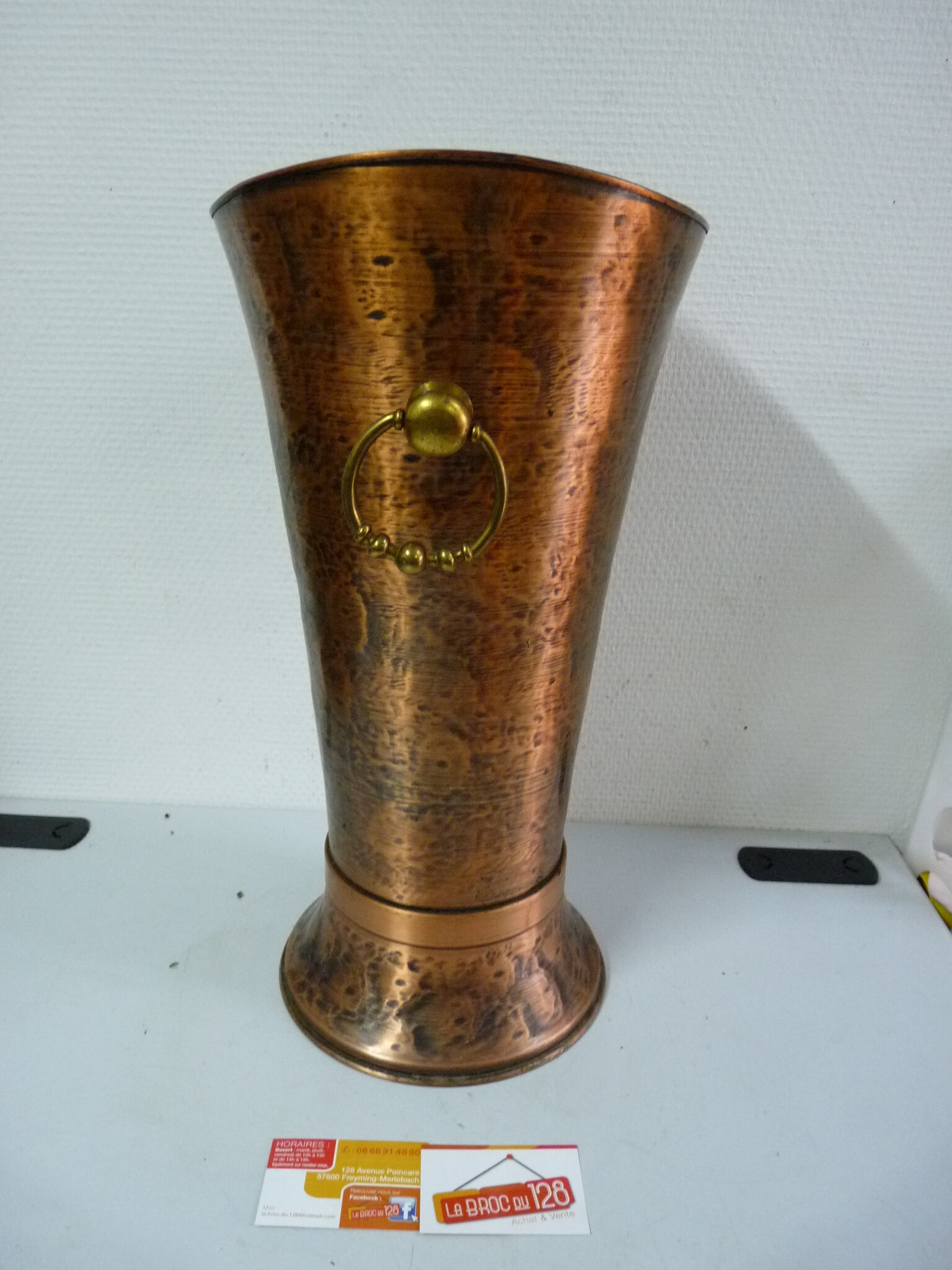 Copper umbrella rack
