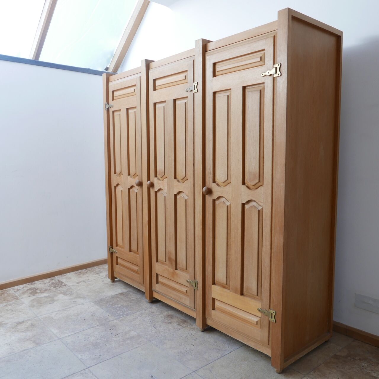 Guillerme et Chambron oak wardrobe