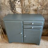 Parisian buffet storm color