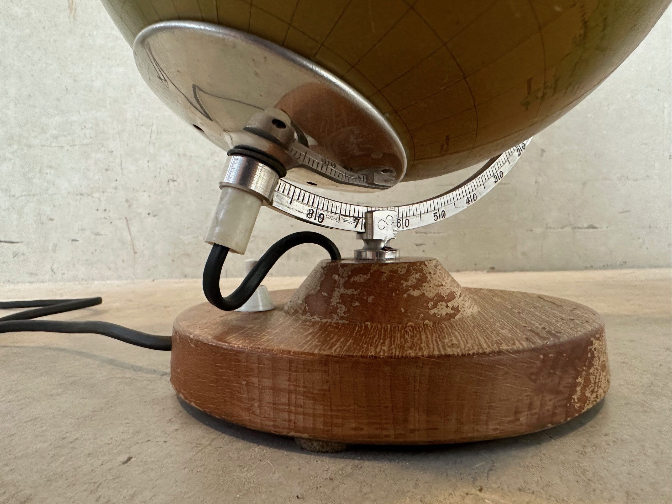Vintage globe 1980 / lighting – glass