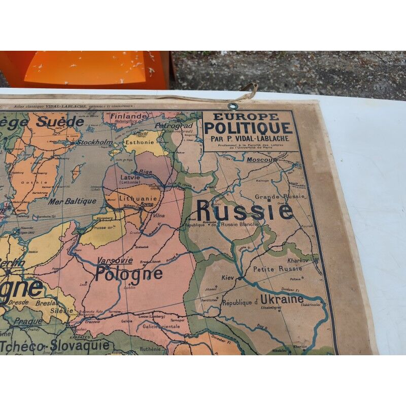 World map by P. Vidal de la Blache