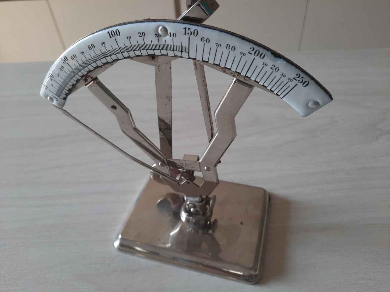 Old letter scale scale