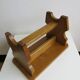 Petit tabouret repose-pieds en bois