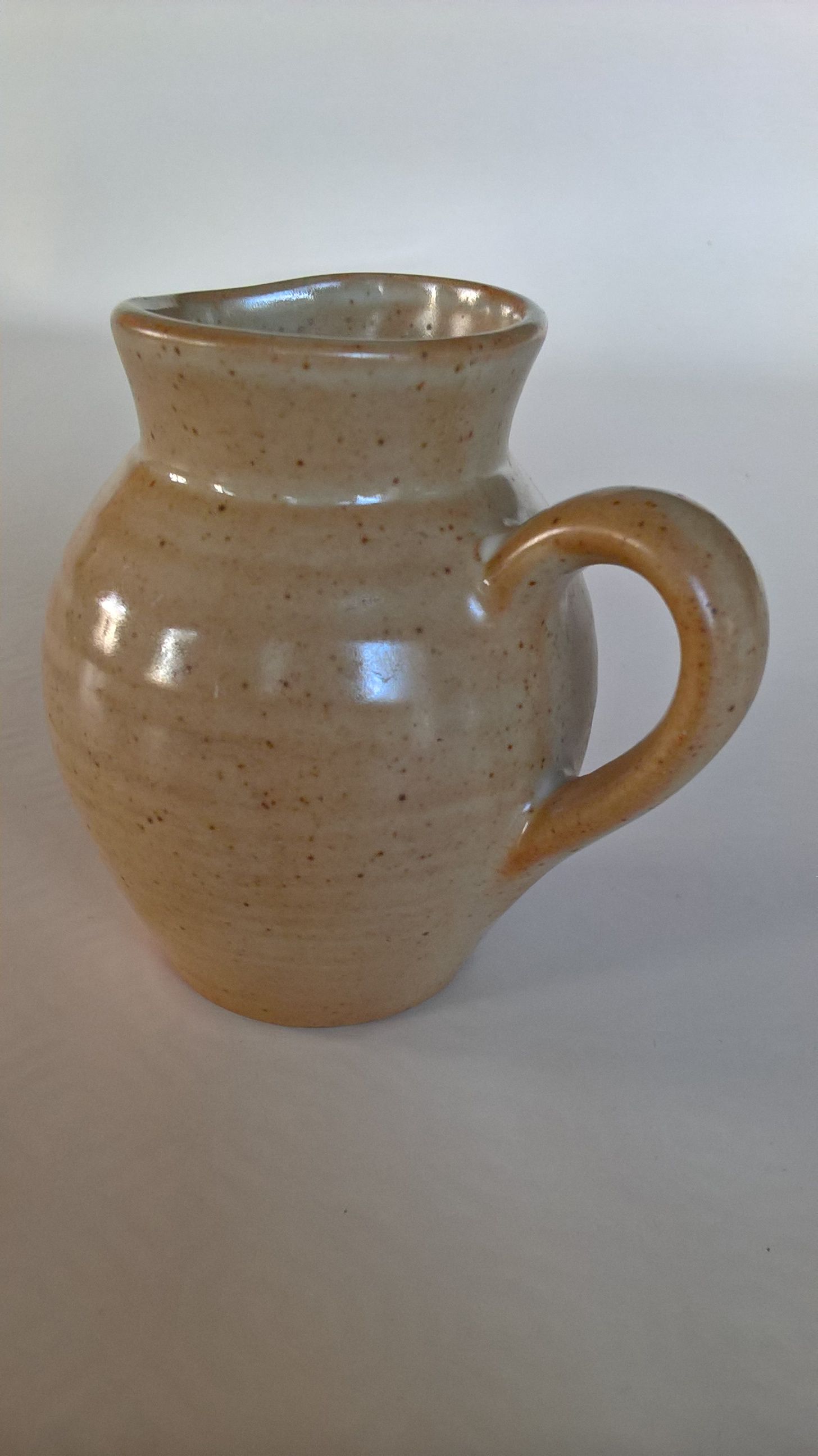 Creamy milk pot in sandstone Village CNP France
