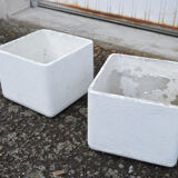 Pair of square flowerpots