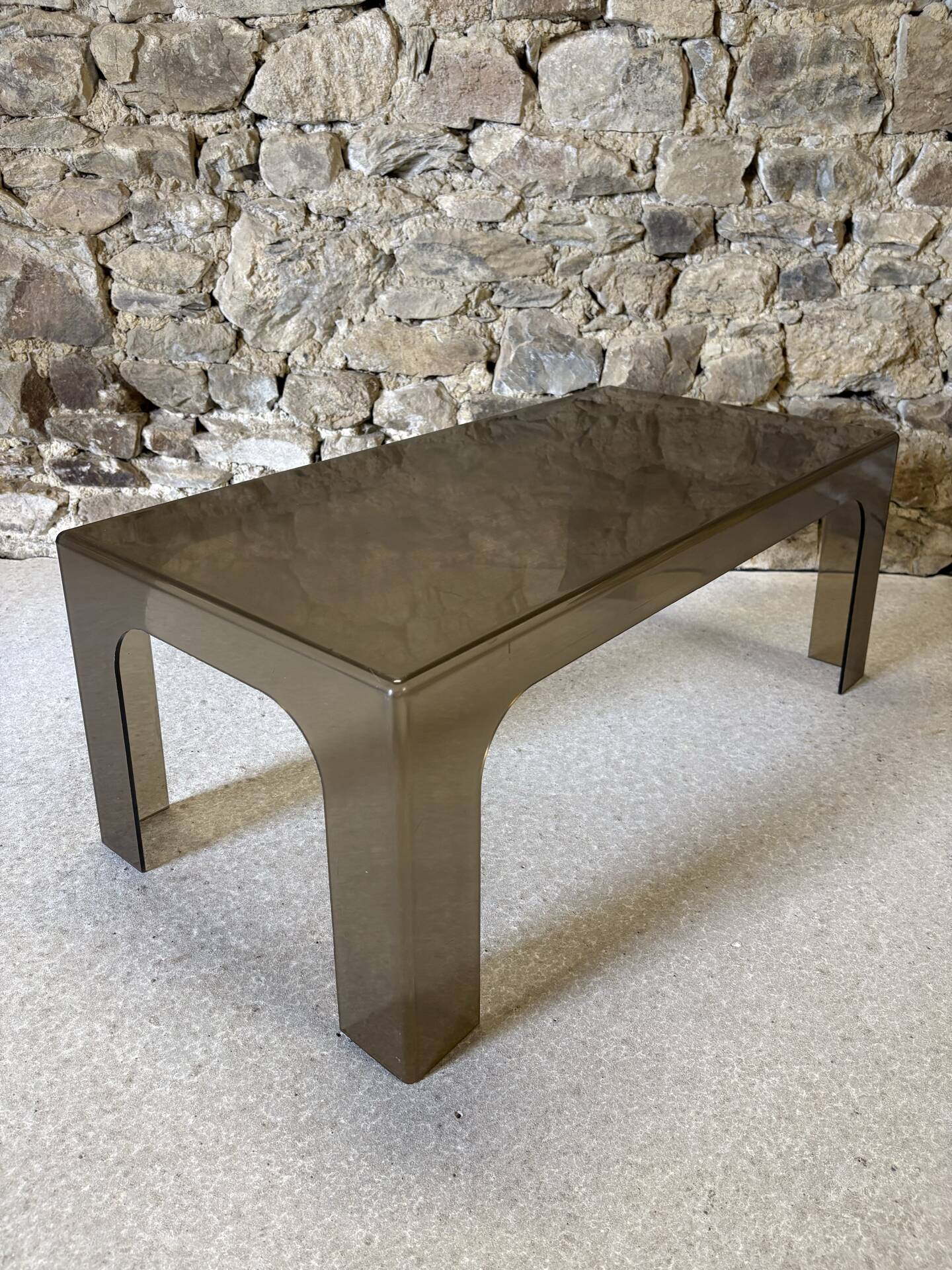 Table basse rectangulaire en plastique moulé, 1970