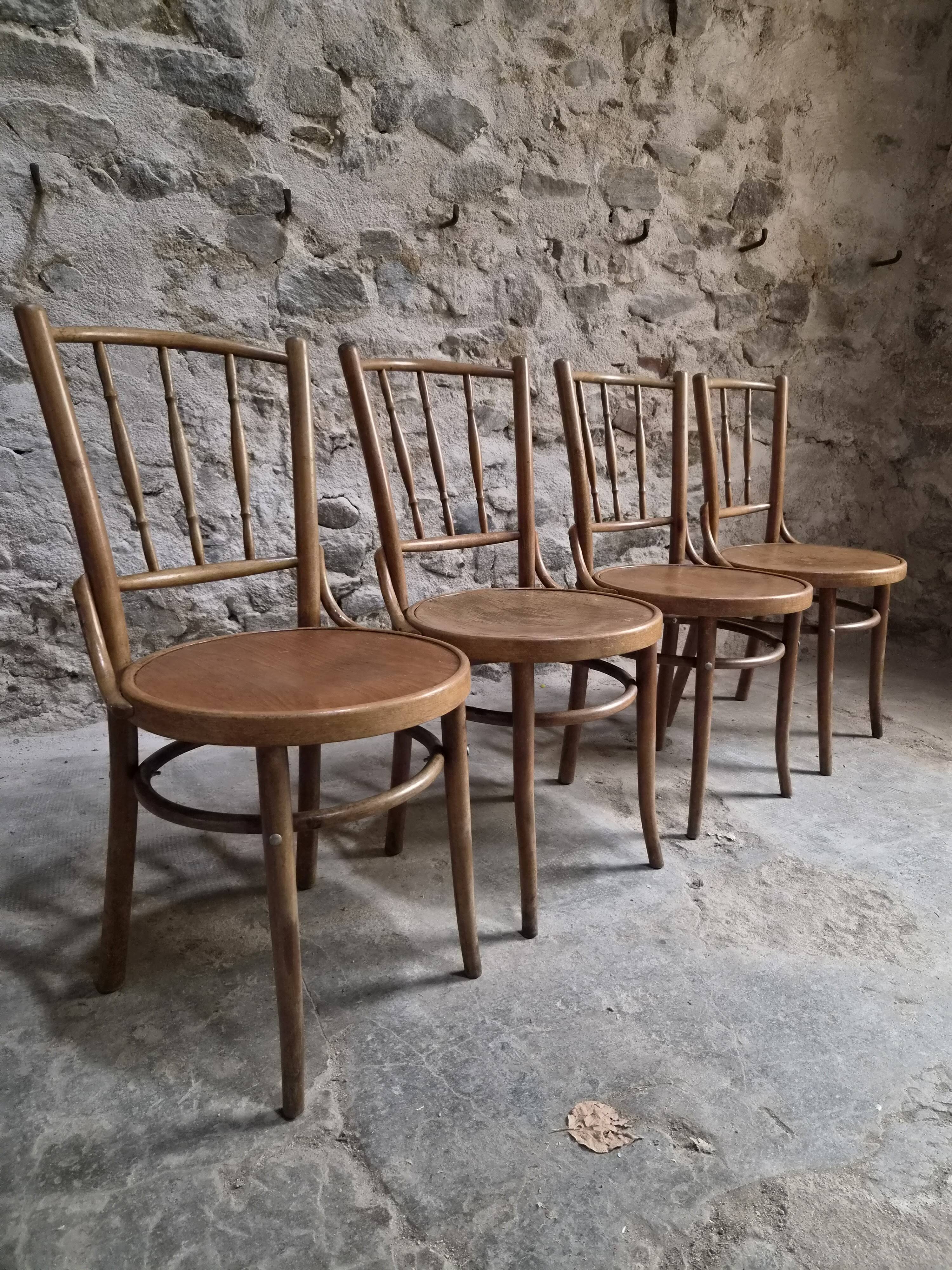 Set of 4 Fischel bentwood bistro chairs, Czechoslovakia, circa 1930–1950.