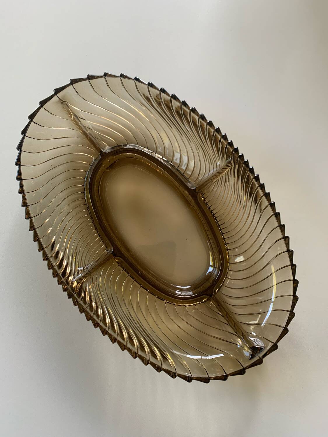 Compartmented smoked glass dish