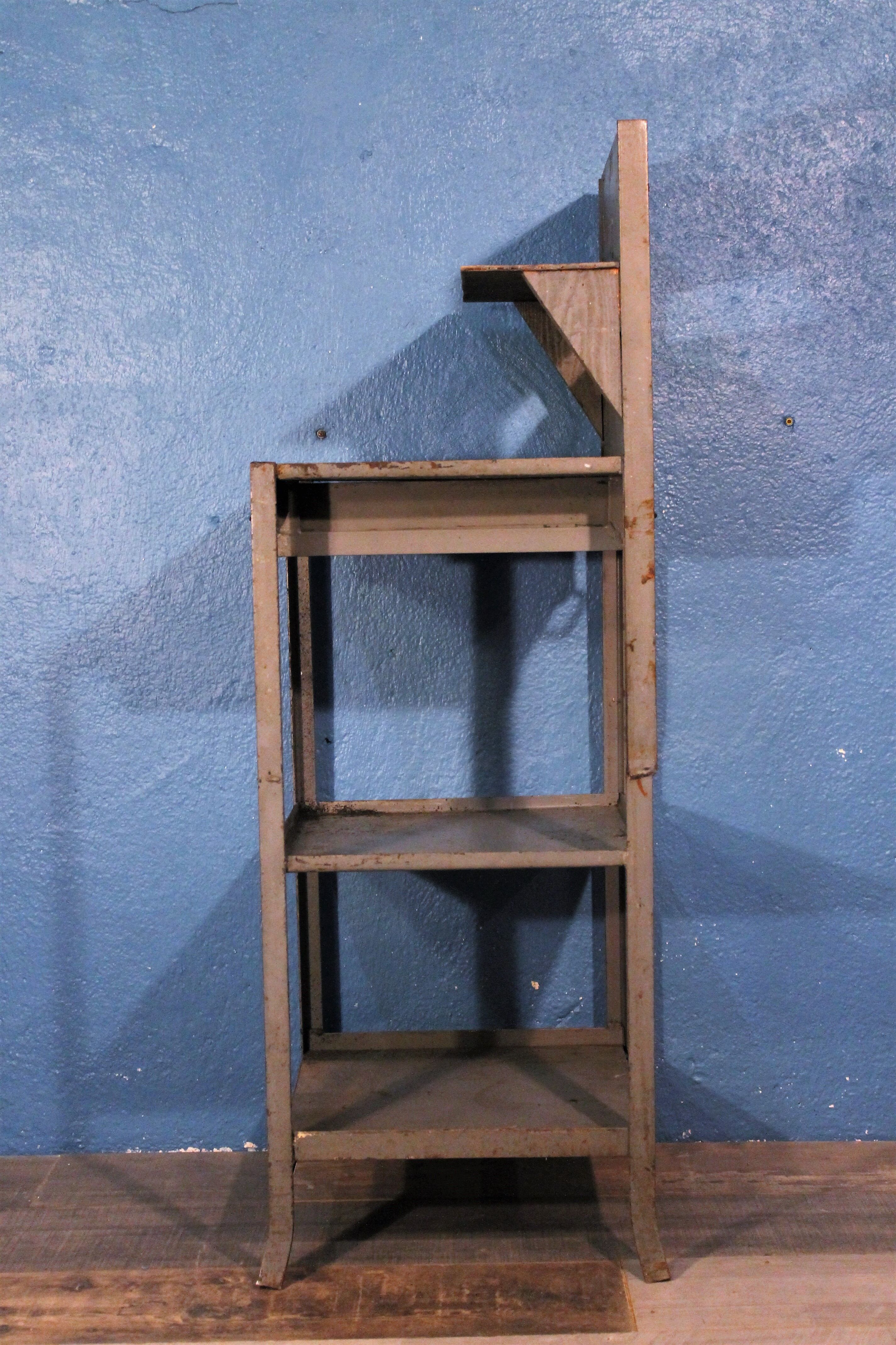 Workbench garage 1950s