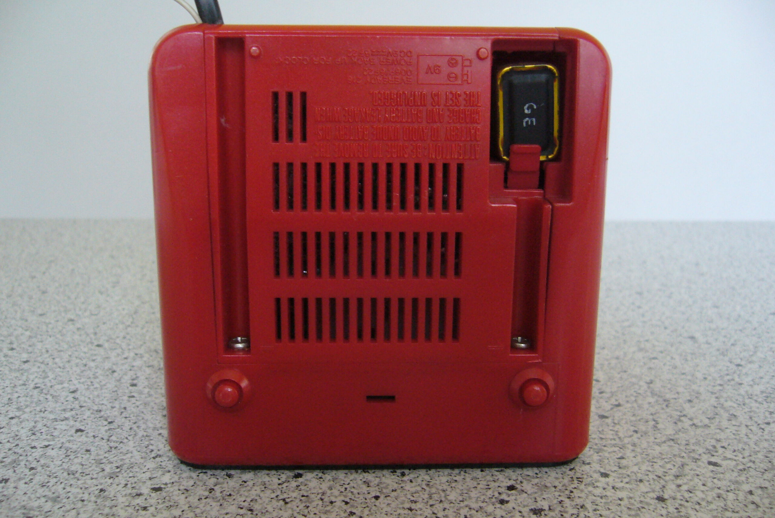 Radio réveil cube Sony