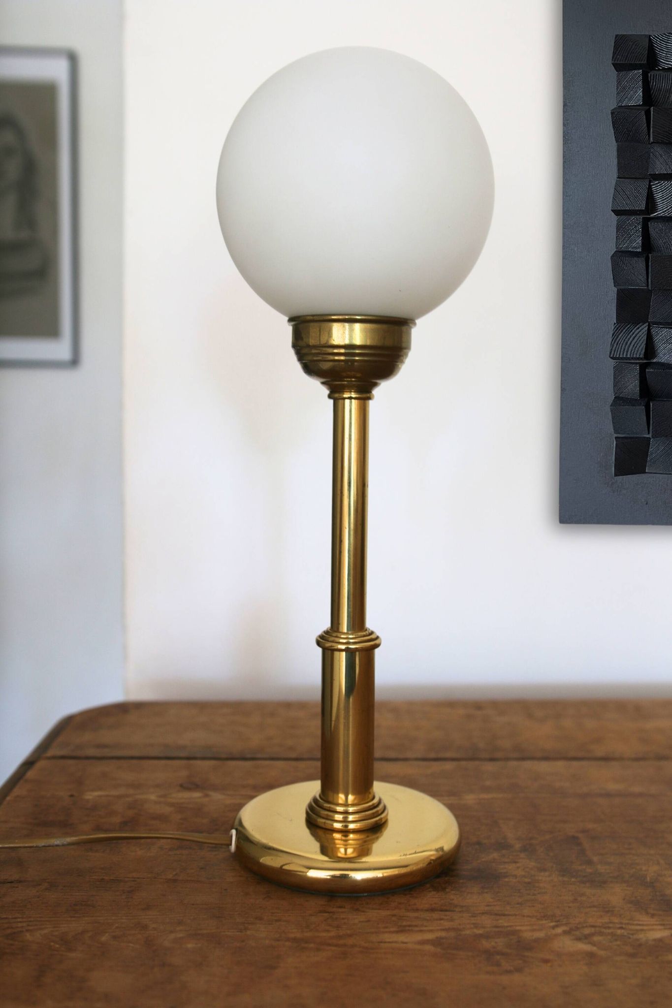 Lampe à poser vintage opaline laiton