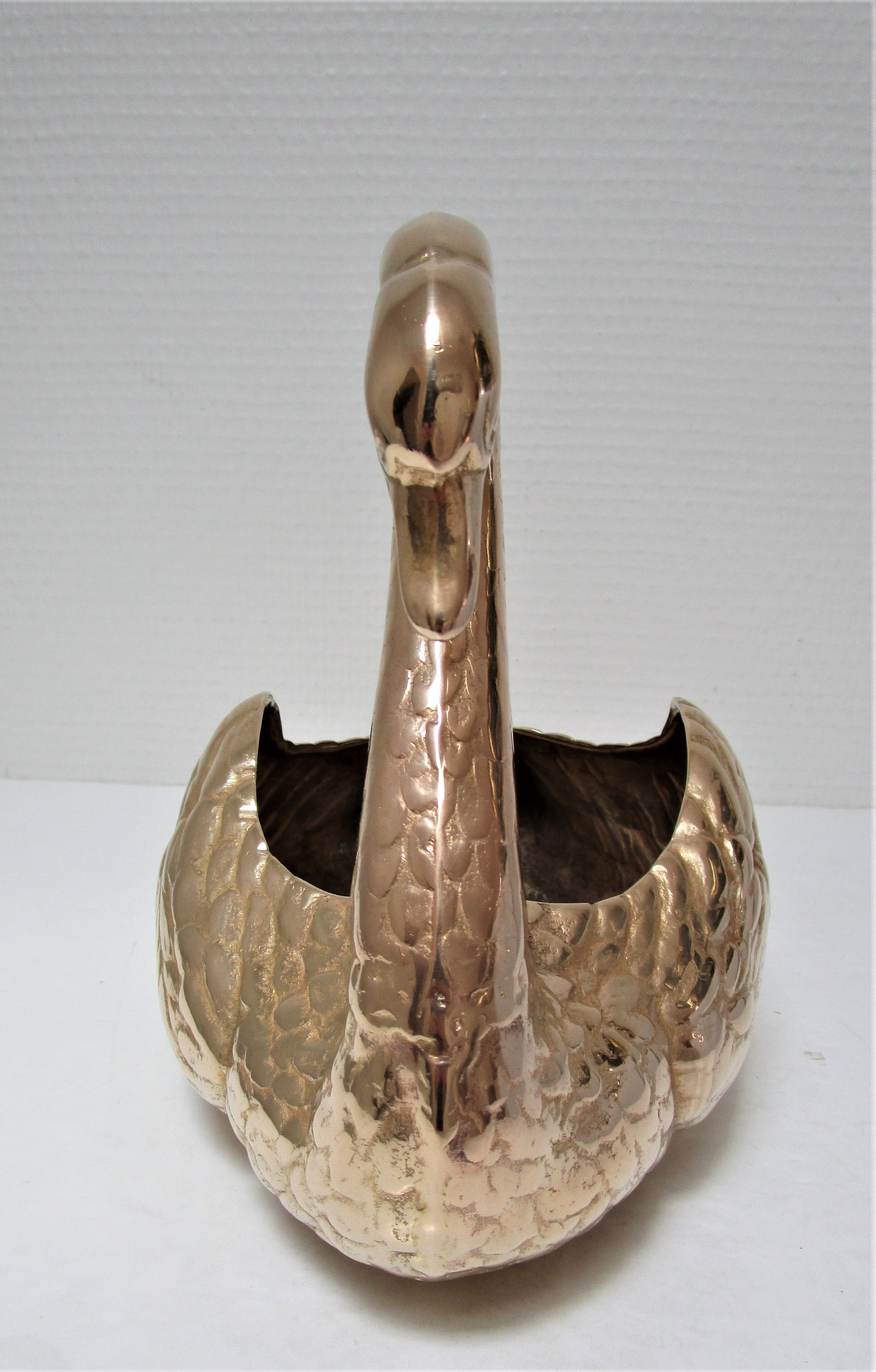 cache brass pot zoomorphic vintage swan