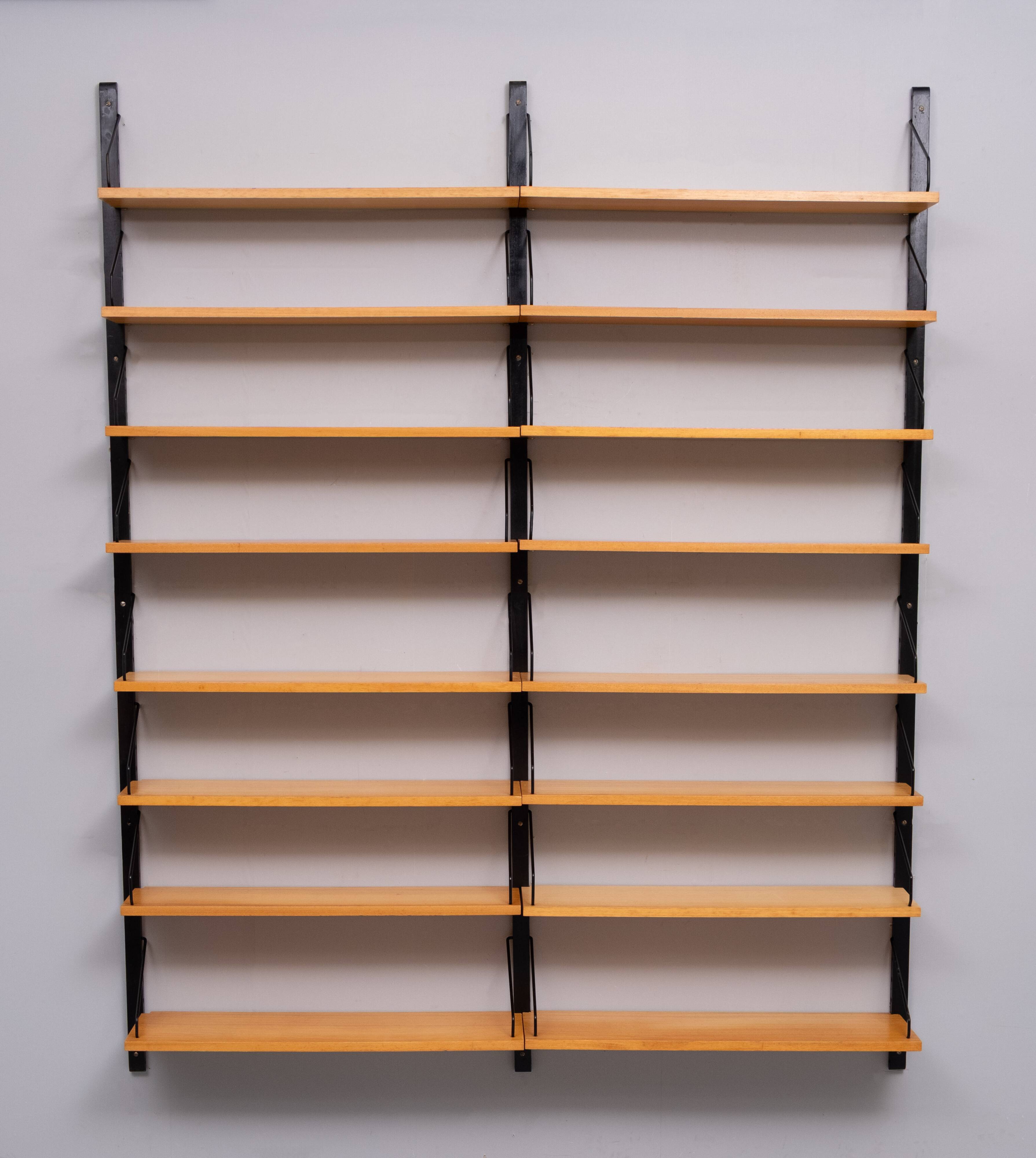 Poul Cadovius Royal System Beech wood Bookcase 1960s