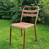 A Tolix bistro chair