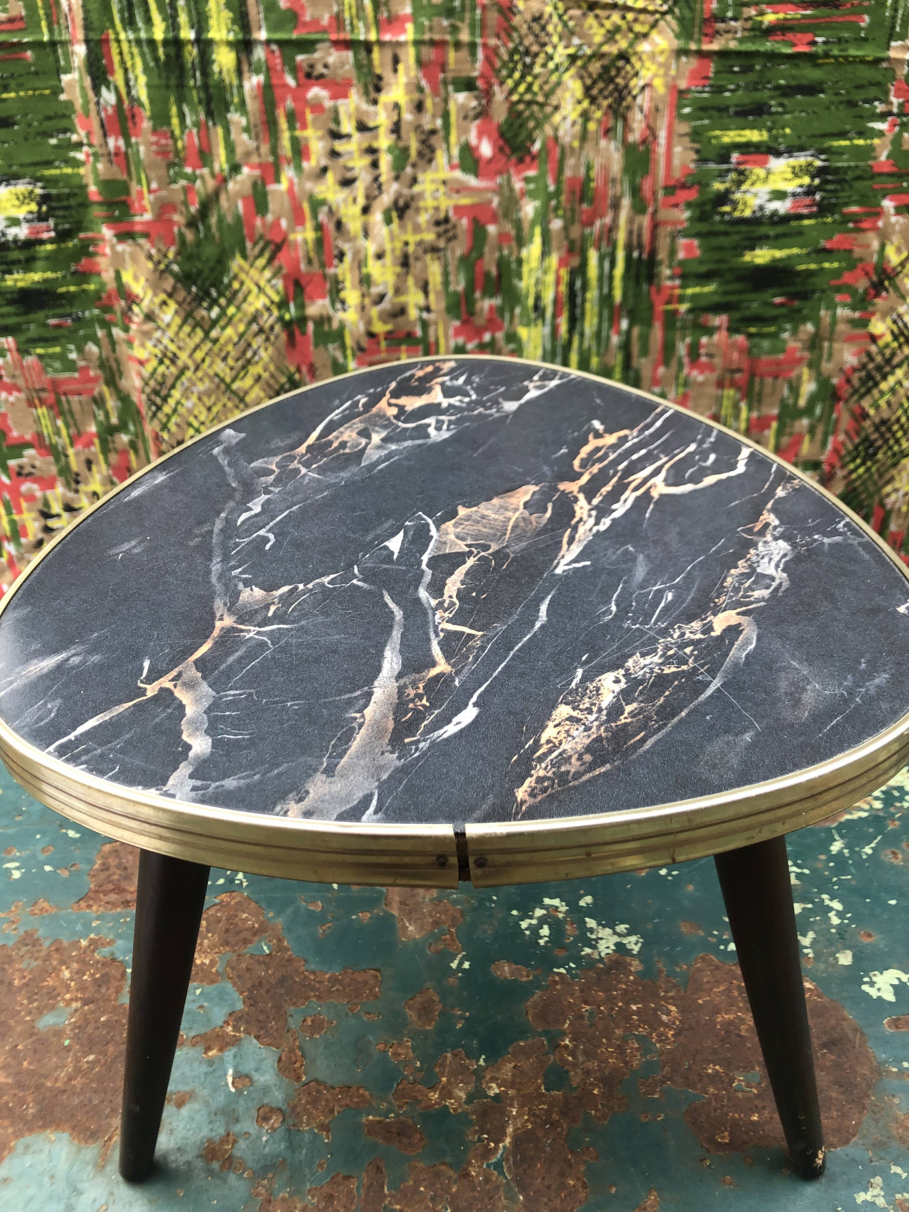 Vintage formica trifod table top 60s