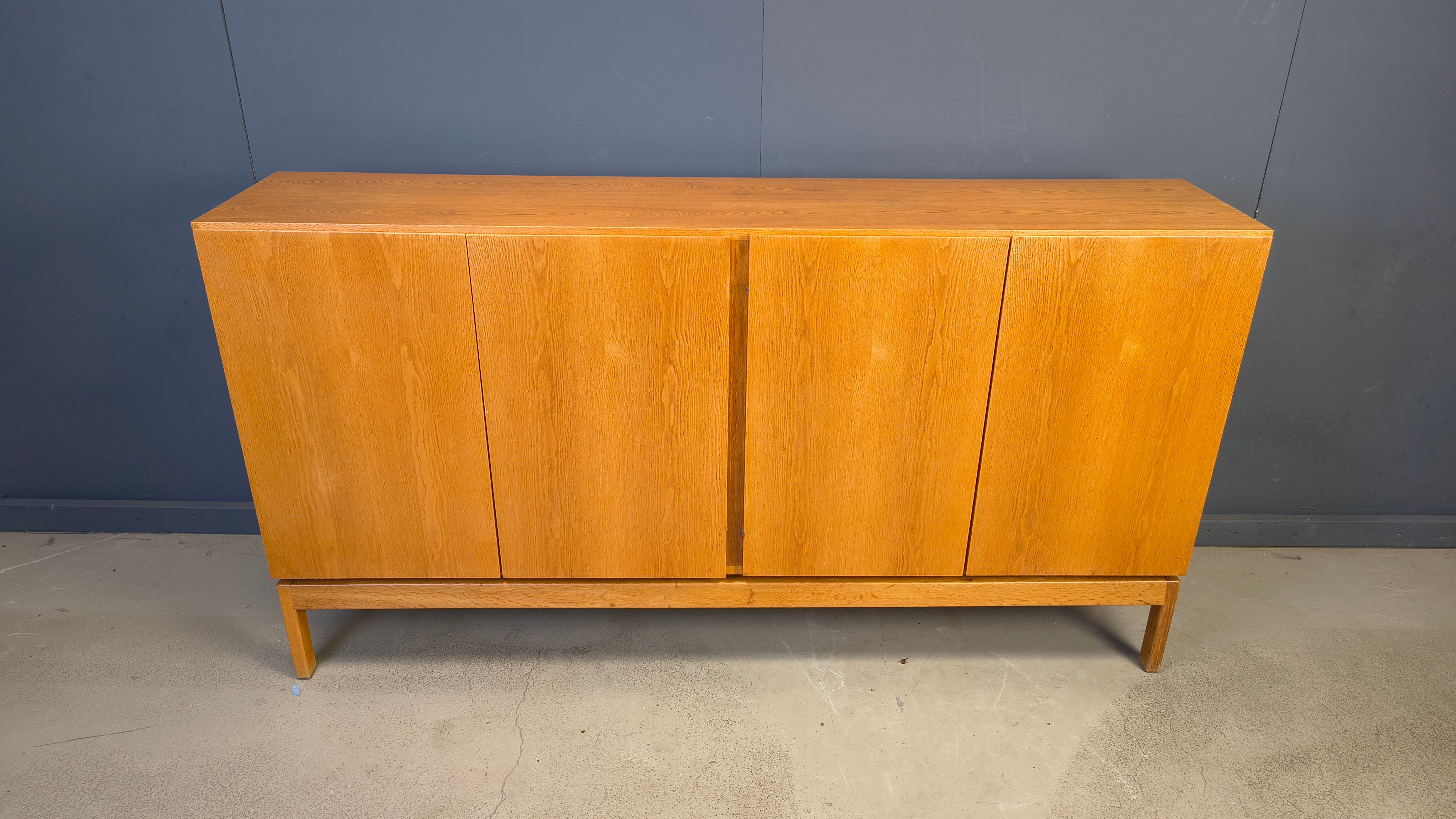 Buffet par Vandenberghe Pauvers, années 1970