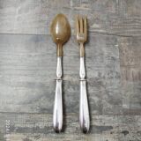Salad servers