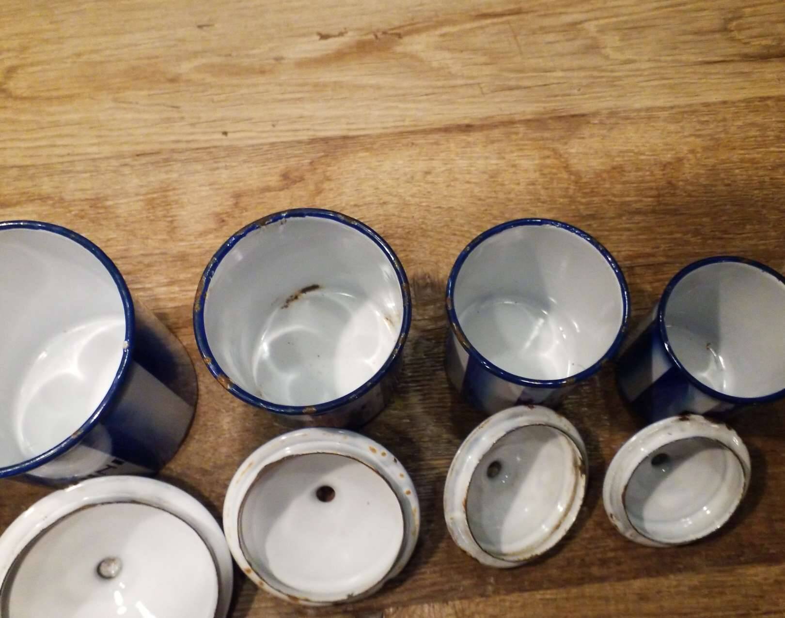 Ensemble en email bleu