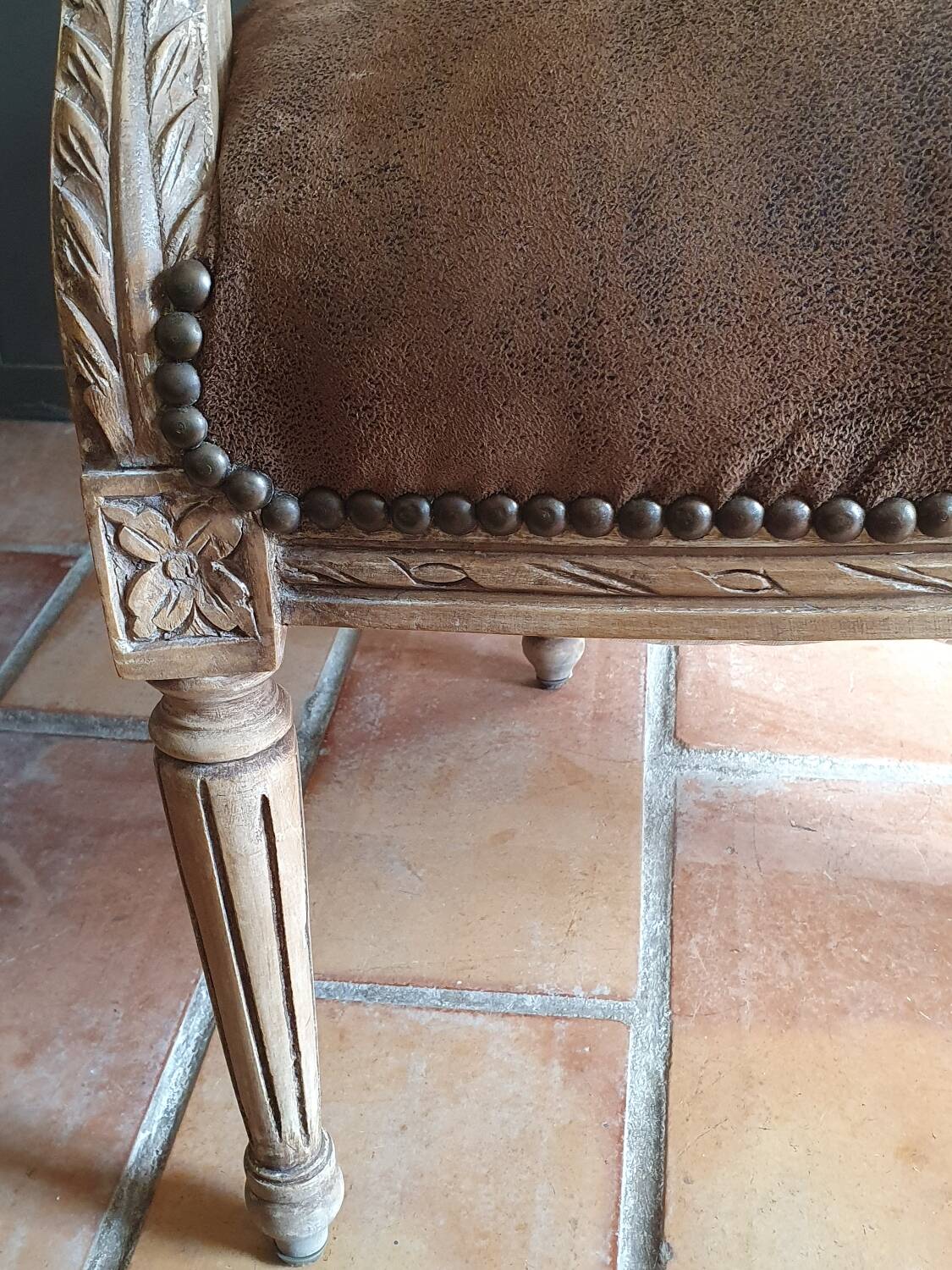 Baroque suede armchair