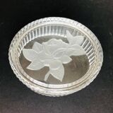 Oval glass box with pink engraved decoration