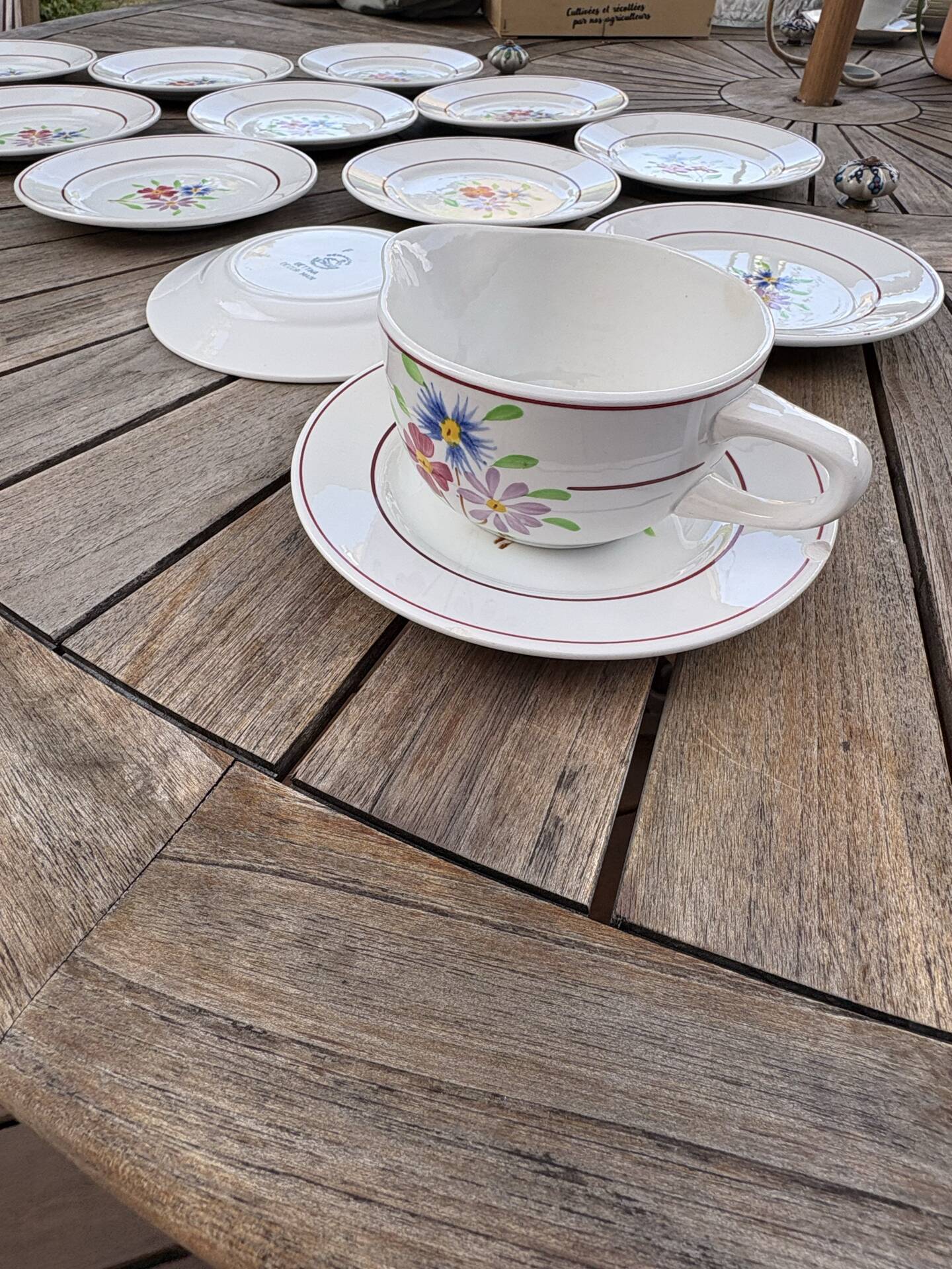 Saucière et assiettes à dessert Ceranord