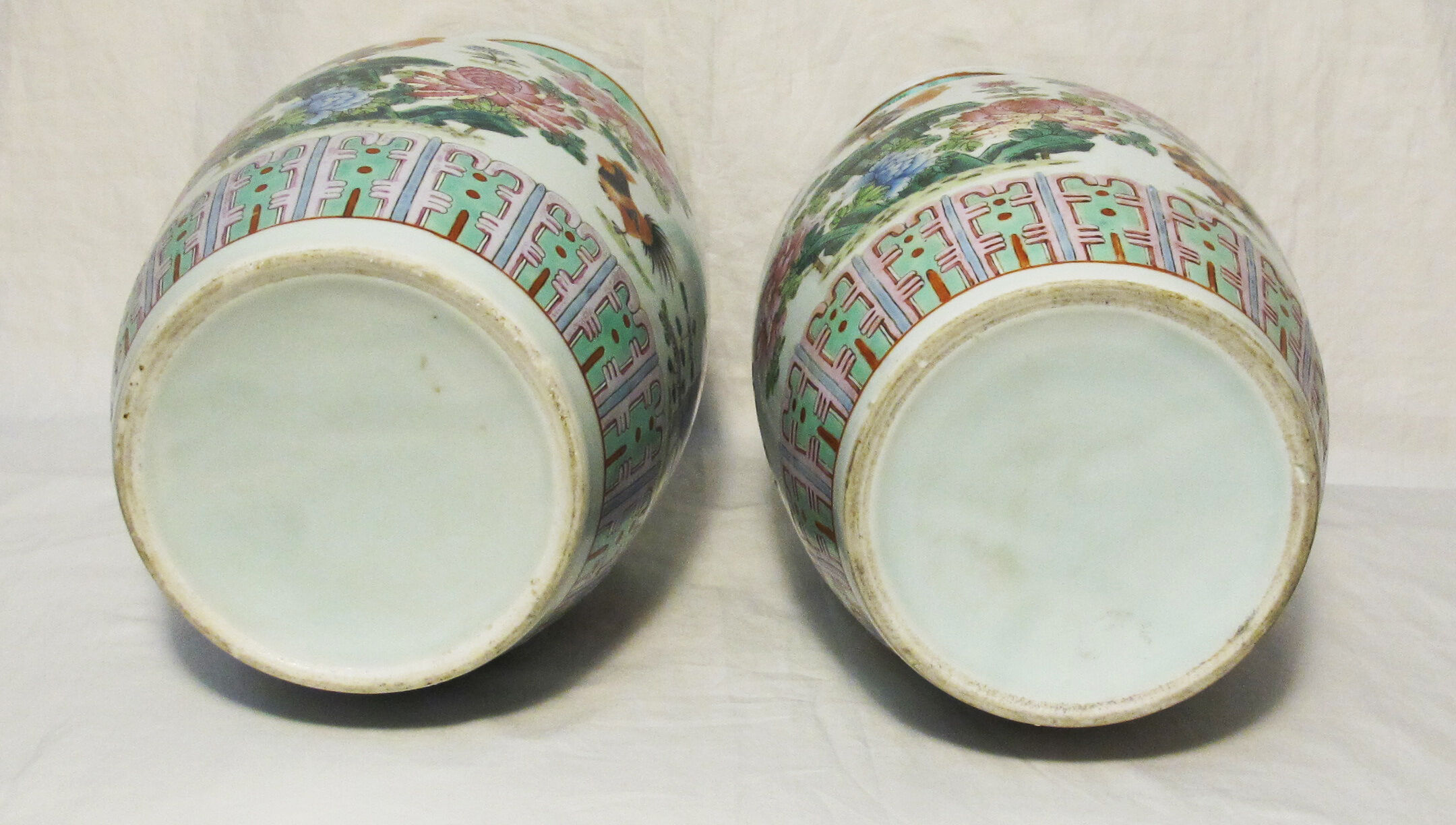 Pair of chinese porcelain vases pink family
