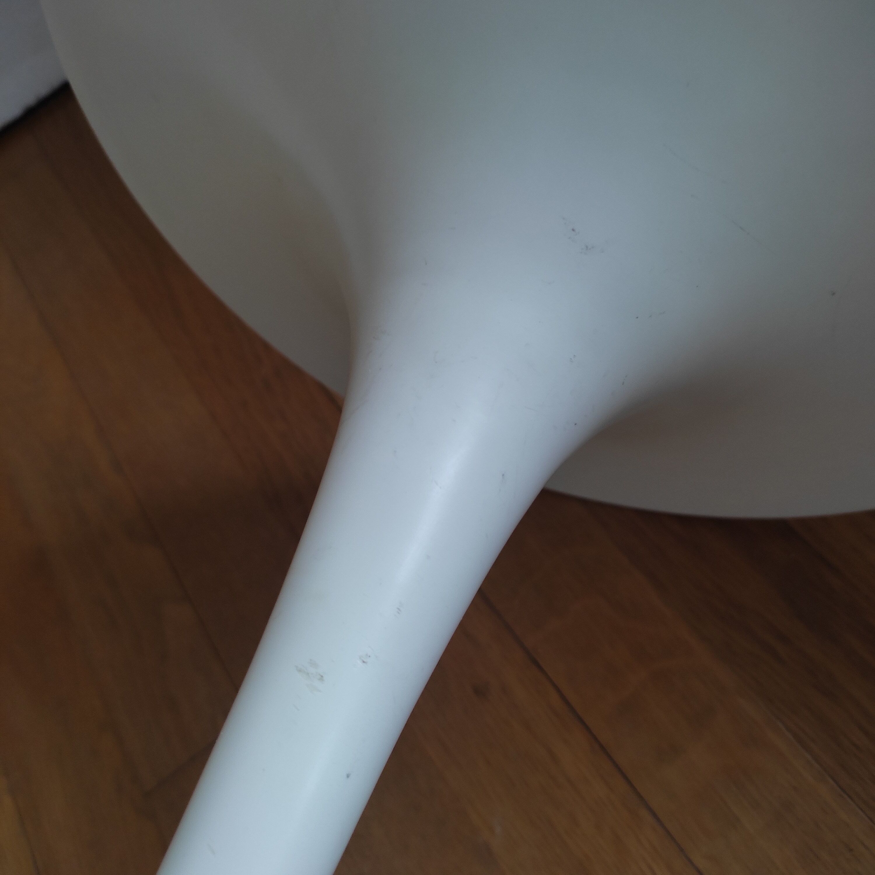 Tulip table by Maurice Burke edition Arkana 60/70