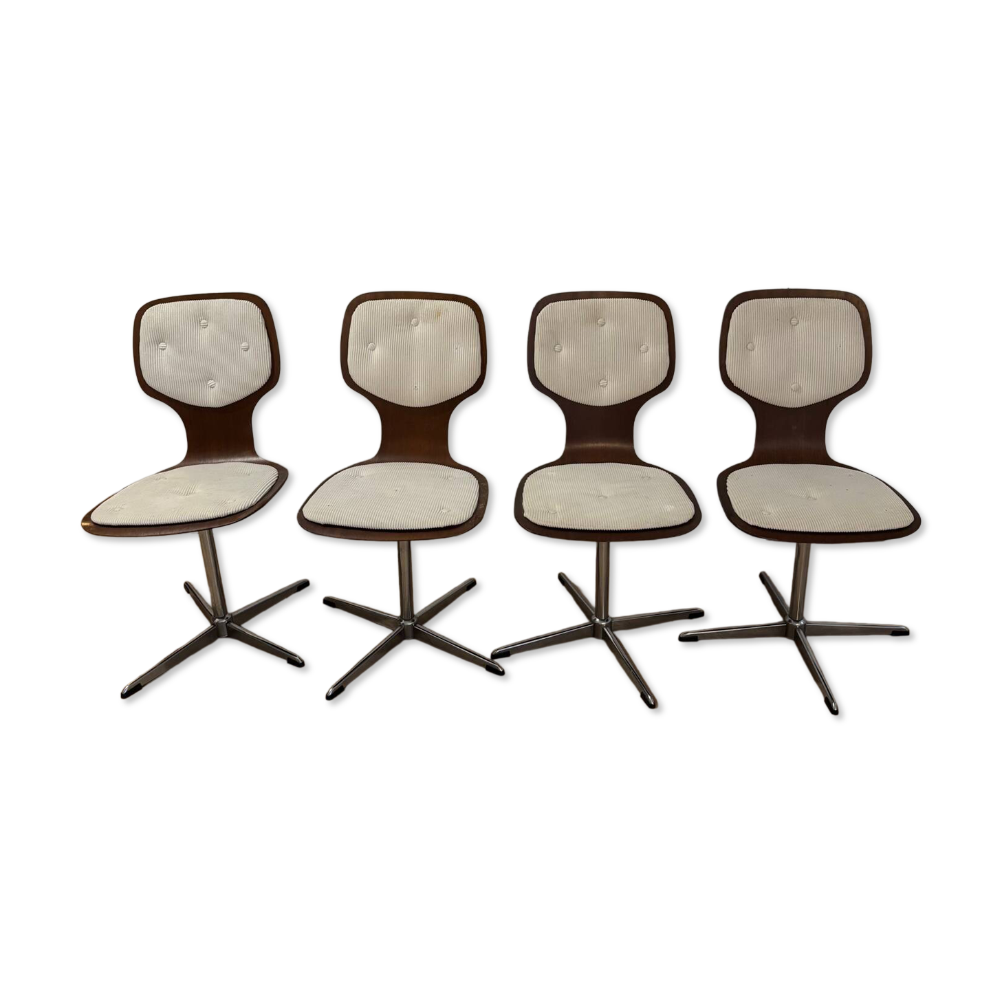 Lot of 4 vintage swivel chairs in the style of Arne Jacobsen.