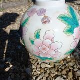 Round vase