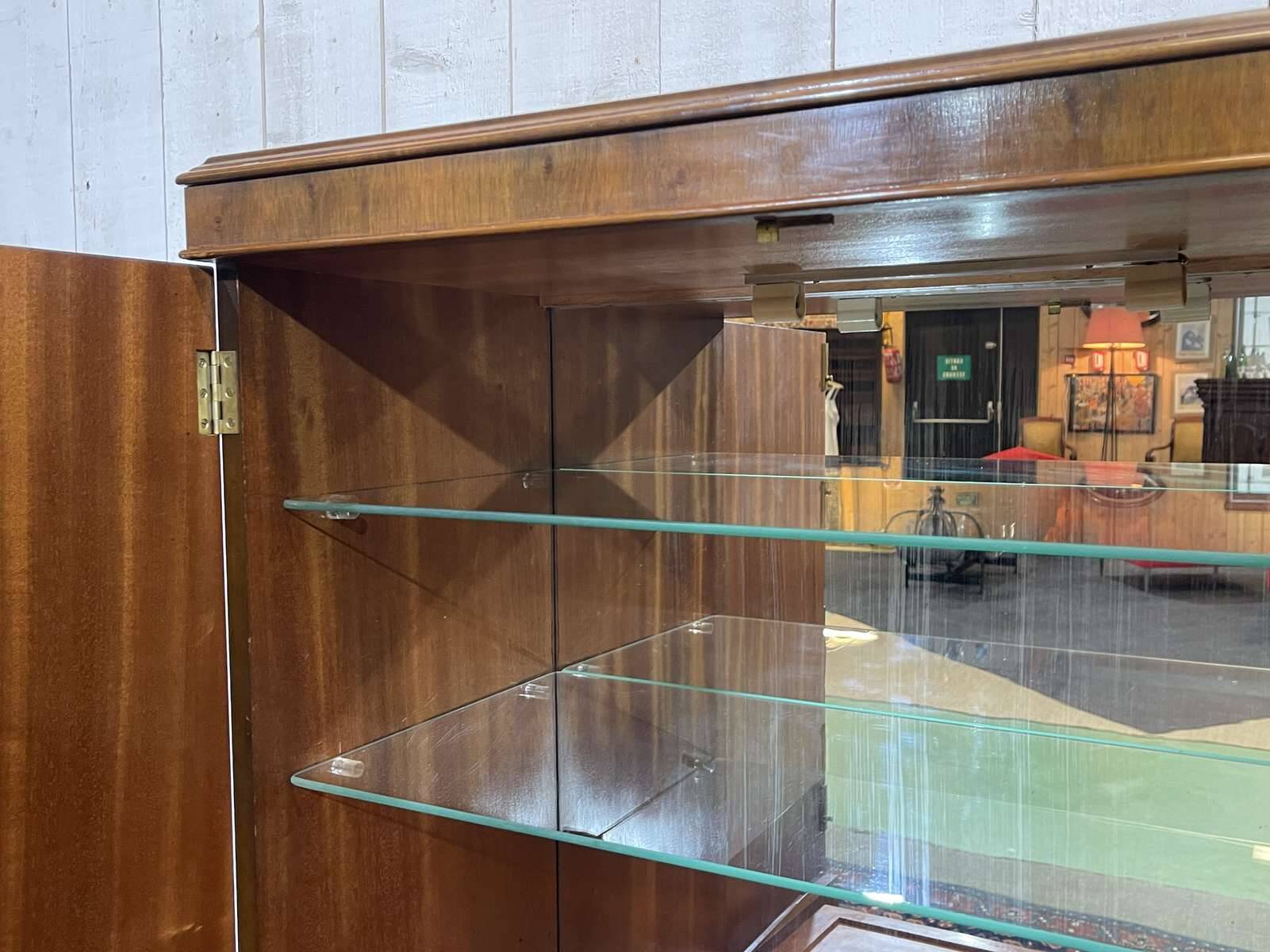 1950s English buffet bar in walnut and walnut burl.