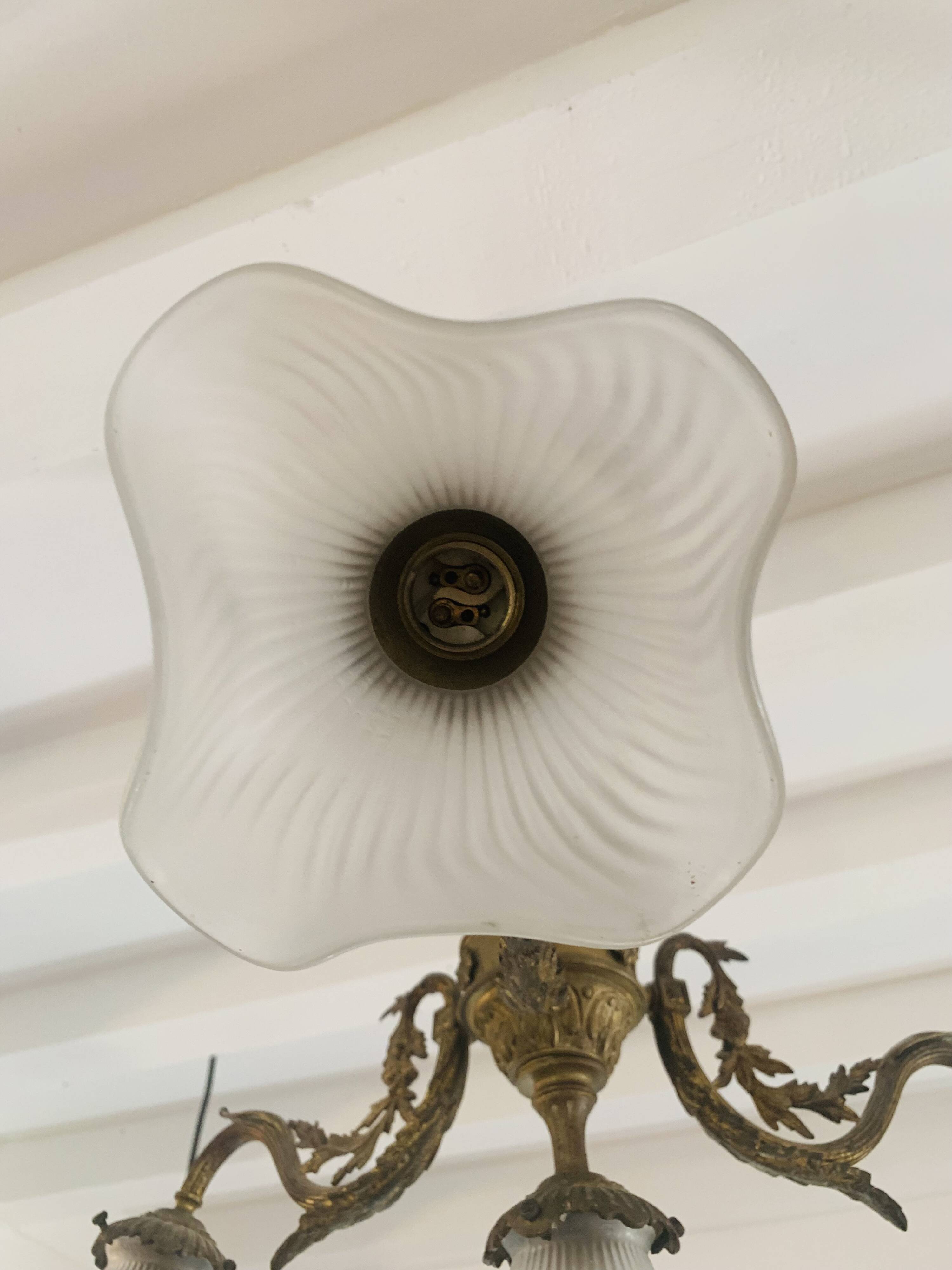 Bronze chandelier 4 tulips