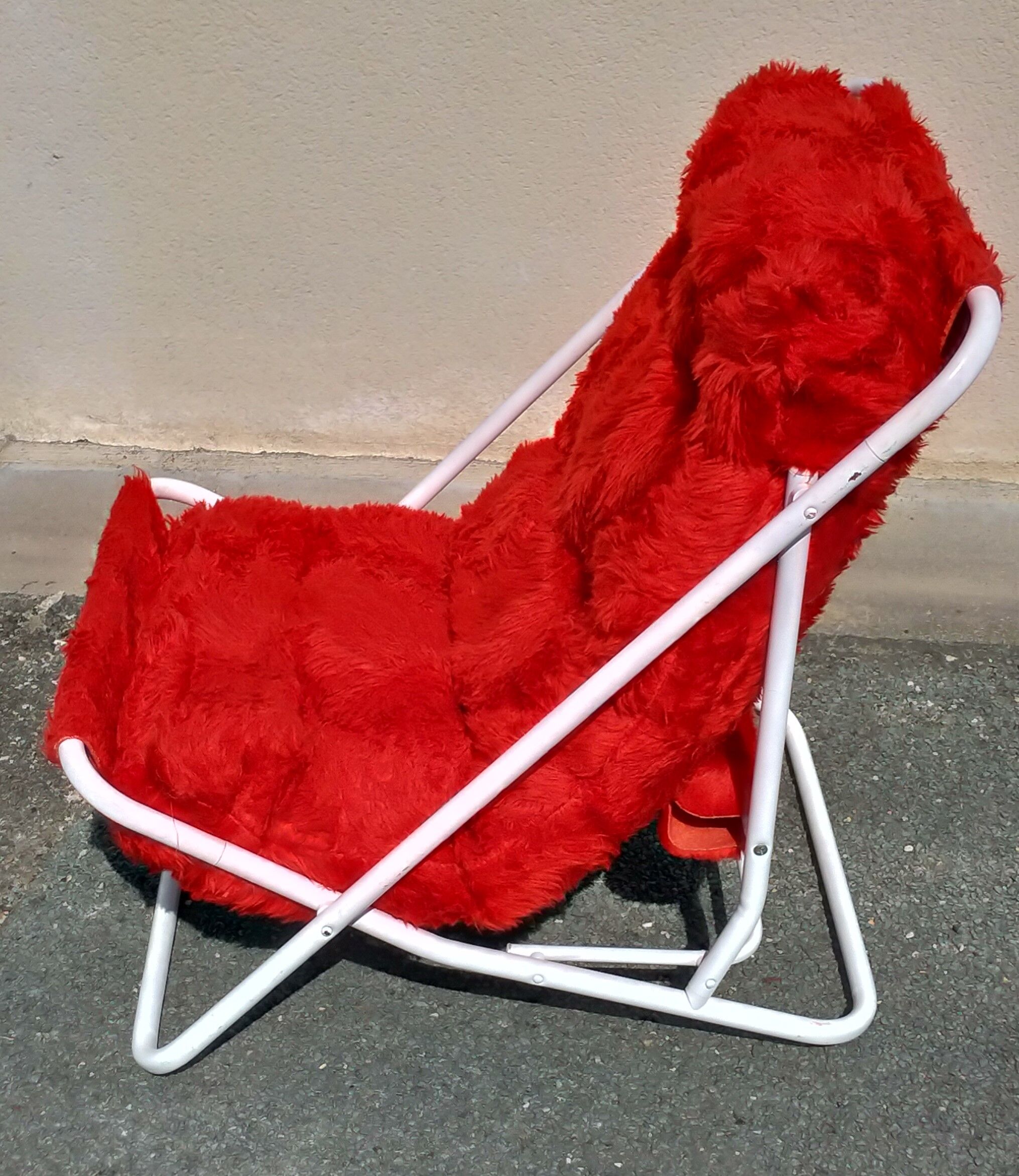 7s folding chair in faux fur