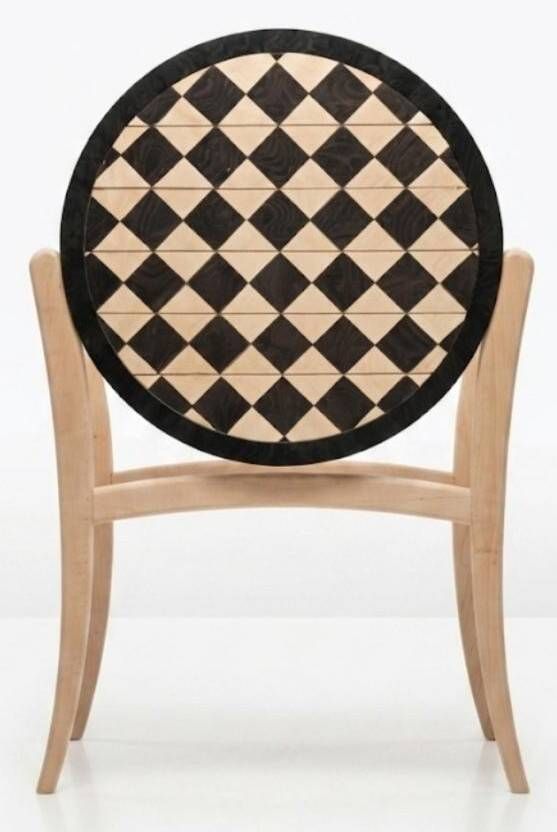 Commode cylindrique Art Déco bois de hêtre, Marqueterie Arlequin, 6 tiroirs