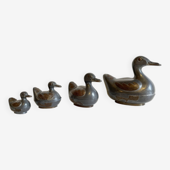 Tin brass duck boxes Hong Kong