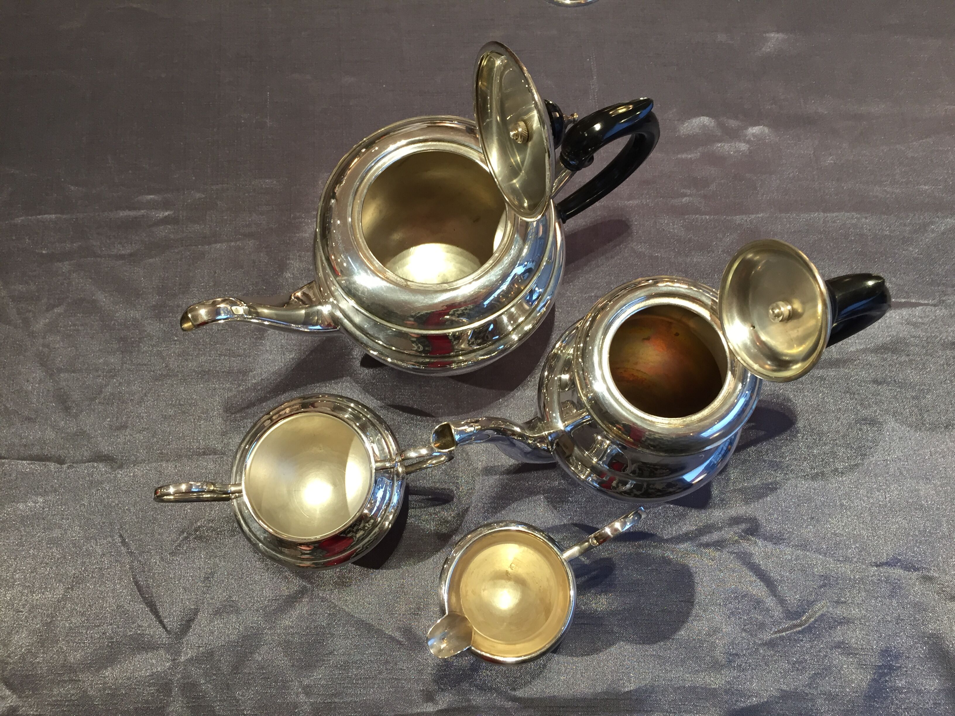 Coffee and the service in silver metal flagship