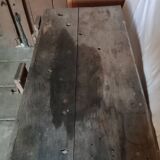 antique workbench with one drawer and two vices