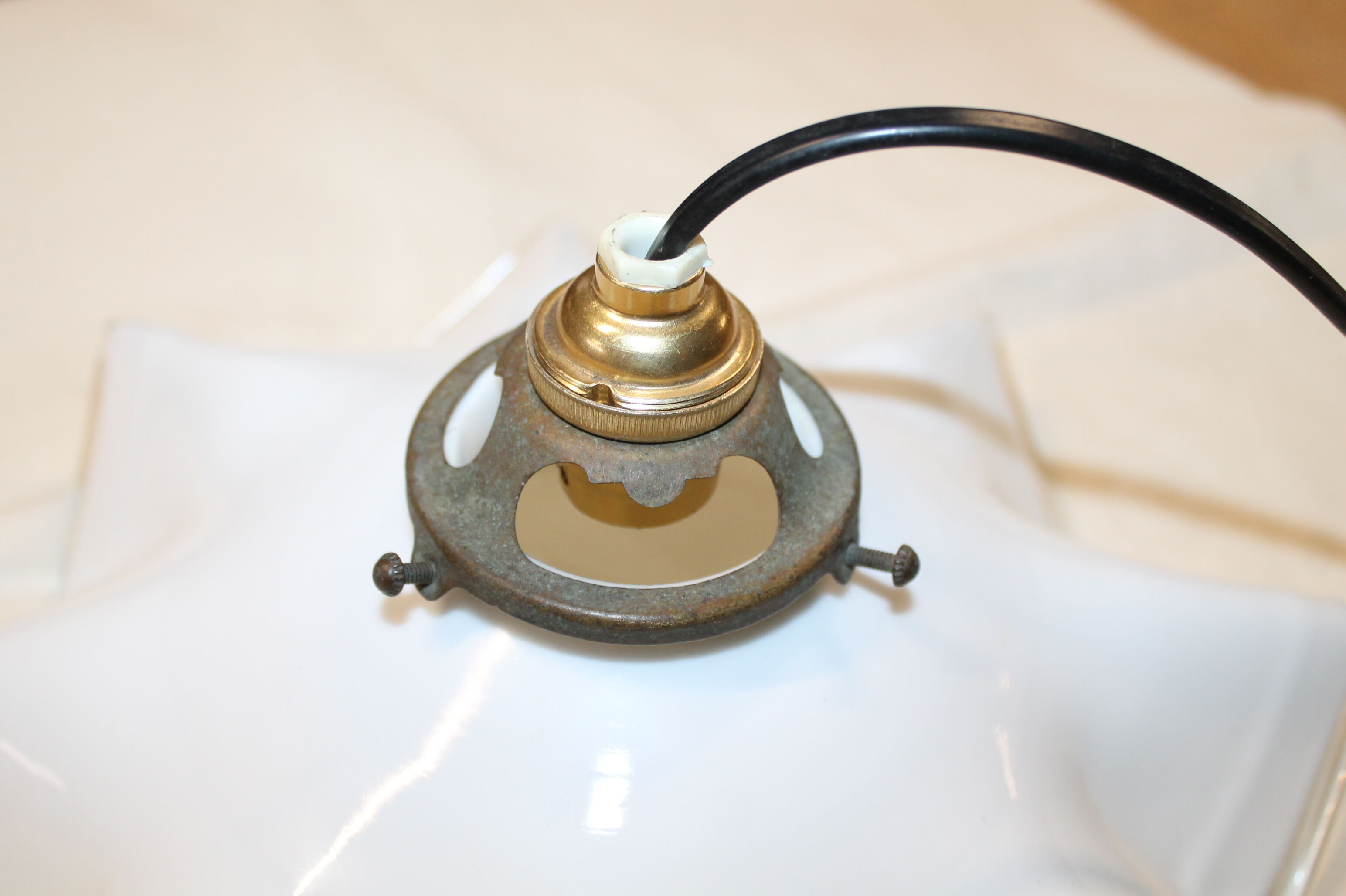 Opaline hanging lamp