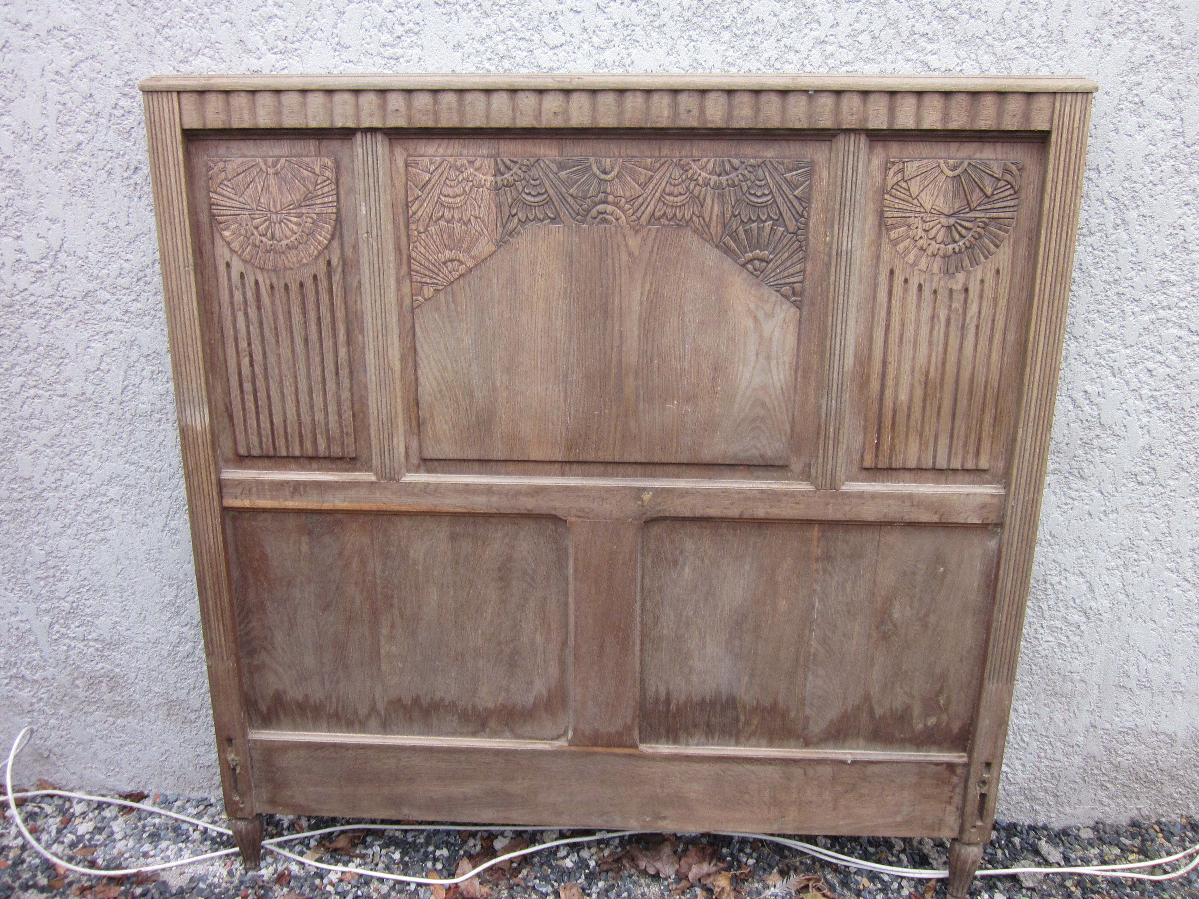 Bed head of the 1930s