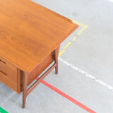 Office designed by Arne Vodder and produced by Vamo Sønderborg, Danemar