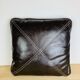 Coussin vintage en cuir