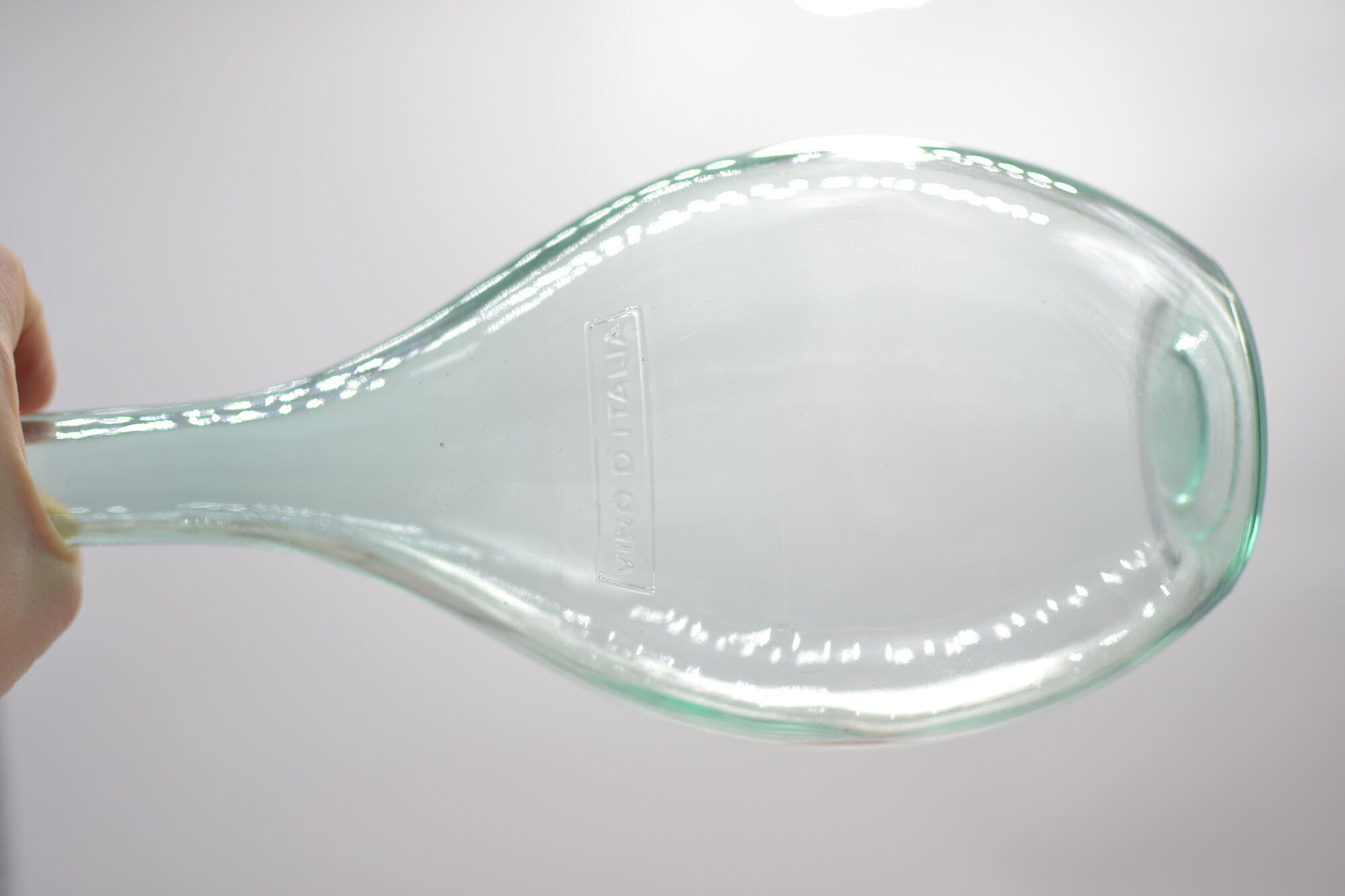Carafe/dame jeanne Vino Italia in the shape of a drop