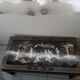 Table chinoise laquée ivoire et nacre pied pliant