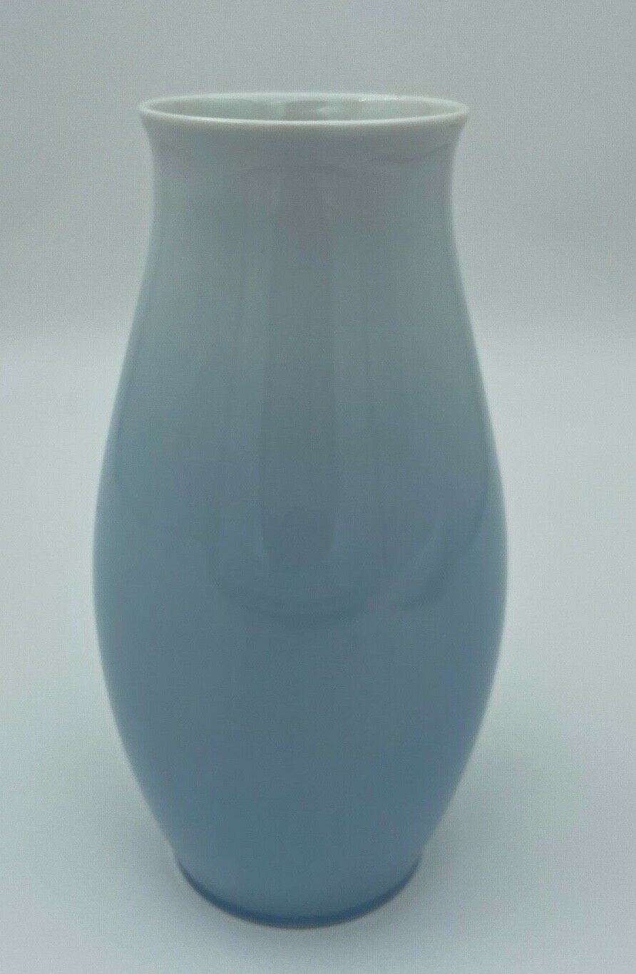Porcelain vase bing and grondahl kjobenhavn made in denmark 8652249 gh