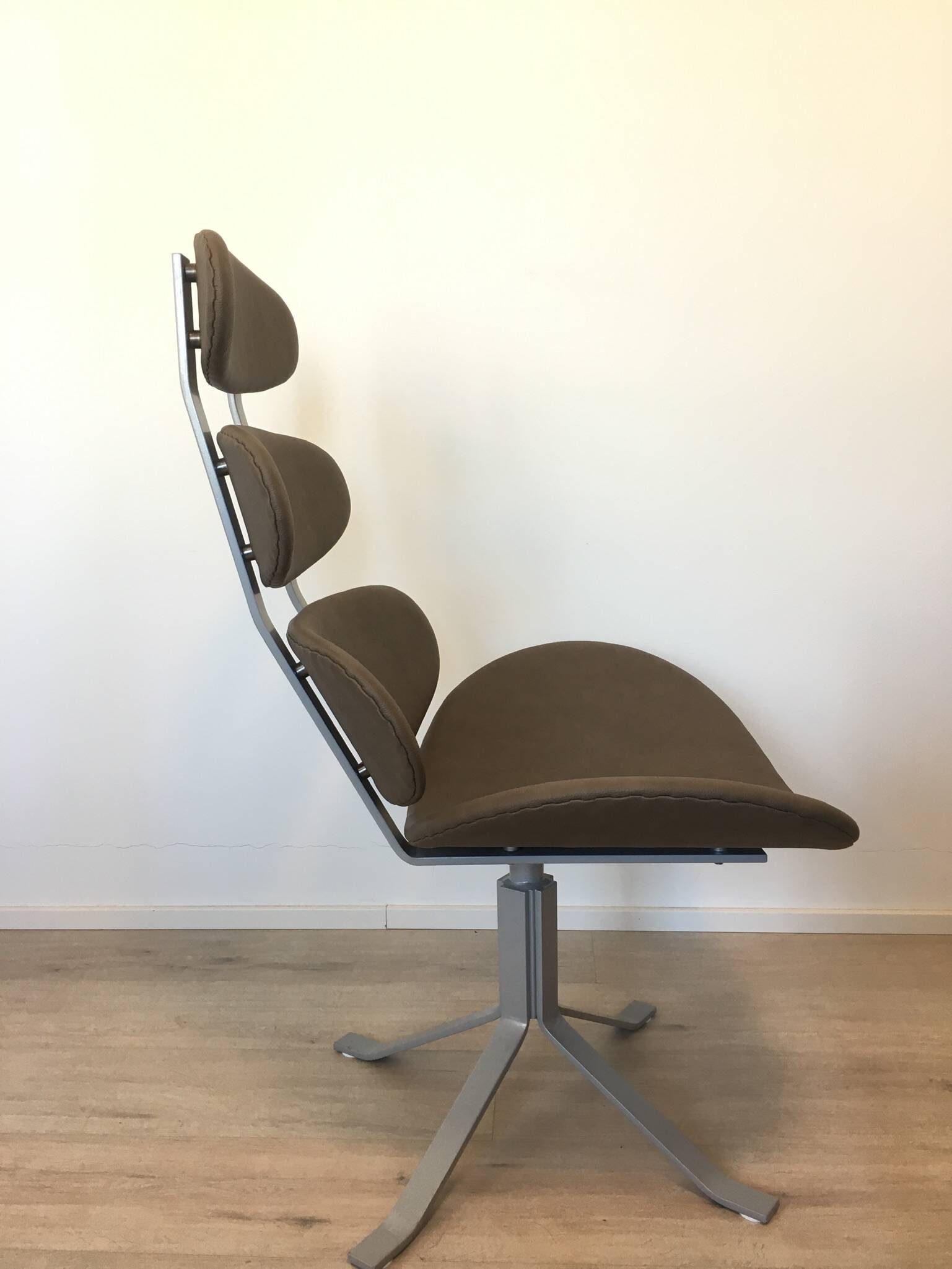 Corona Lounge Chair by Poul M. Volter, Model EJ 5, 1970