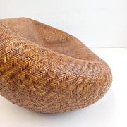Canapé œuf en rotin tissé par Habitat, années 1970